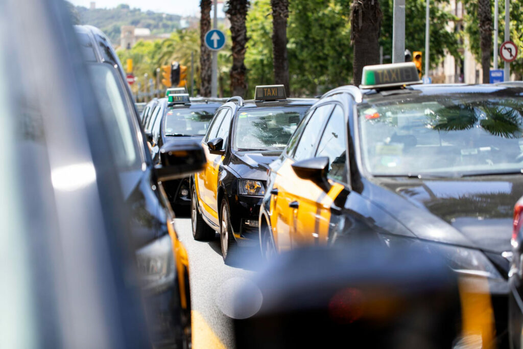 como pedir un taxi en Barcelona